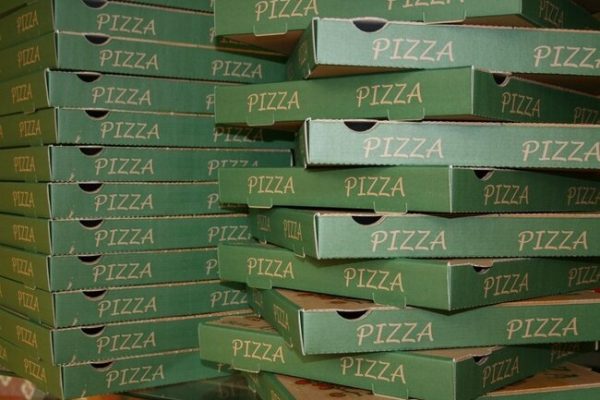 boite pizza distributeur
